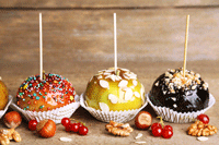 candy-apple-fall-wedding-favors.gif